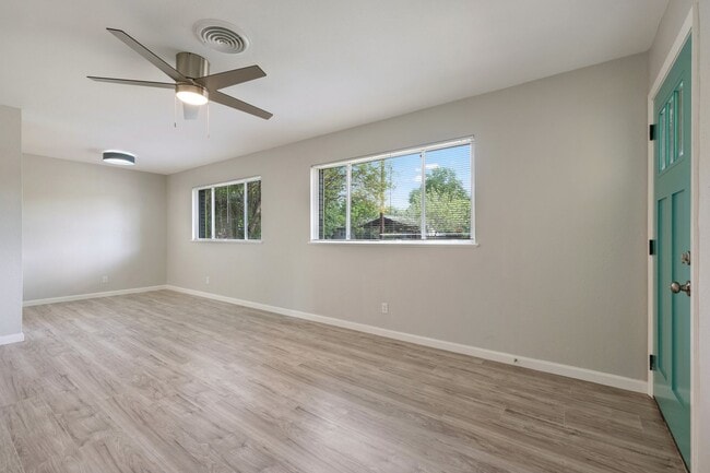 Photo - 1513 Braes Ridge Dr Unit -B