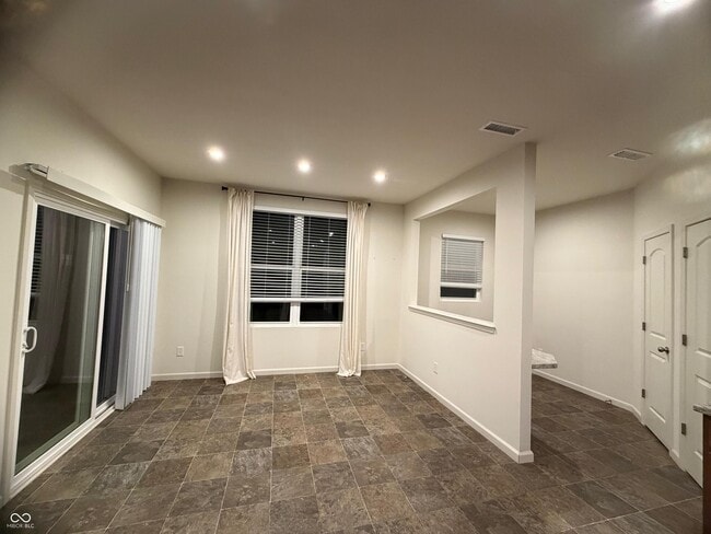 Photo - 15545 Westmoor Ave