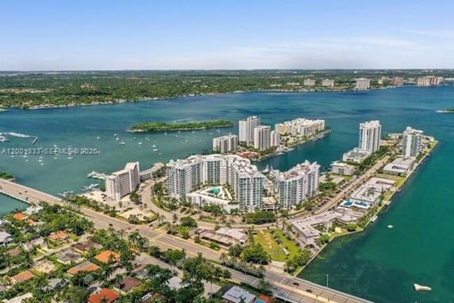 Photo - 7900 Harbor Island Dr Unidad 7900 Harbor Island Dr # 704