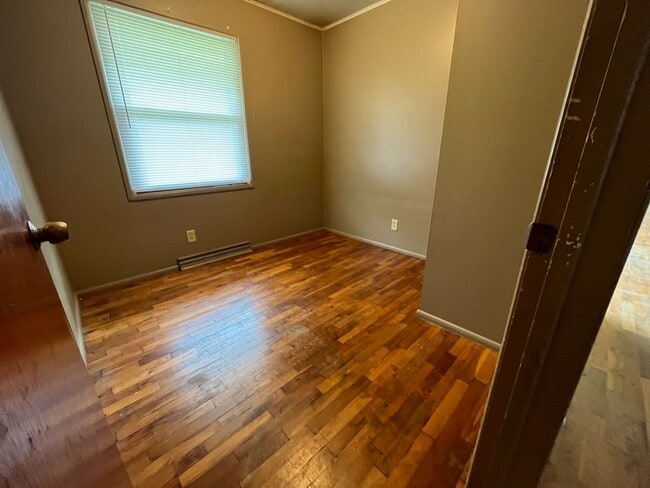 Photo - 3 Bedroom Ranch With a Fenced In Back Yard