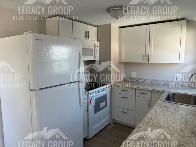 Photo - 2216 Mt Vernon Ave Unit Apartment A - Upstairs