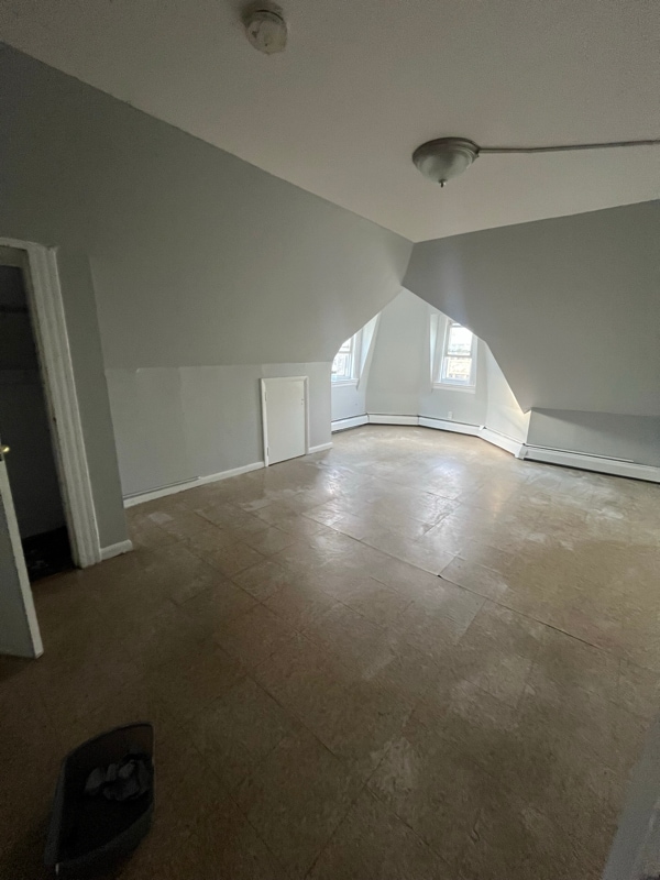 Building Photo - 71 Lenox Ave Rental