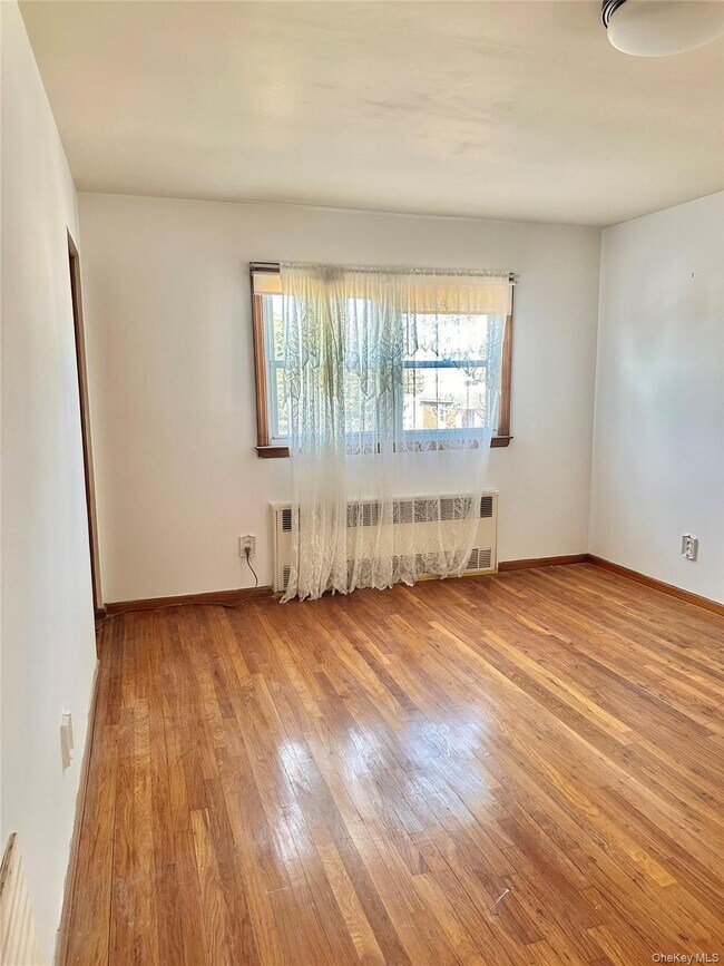 Photo - 110 Evergreen Ave Unit 2nd Floor