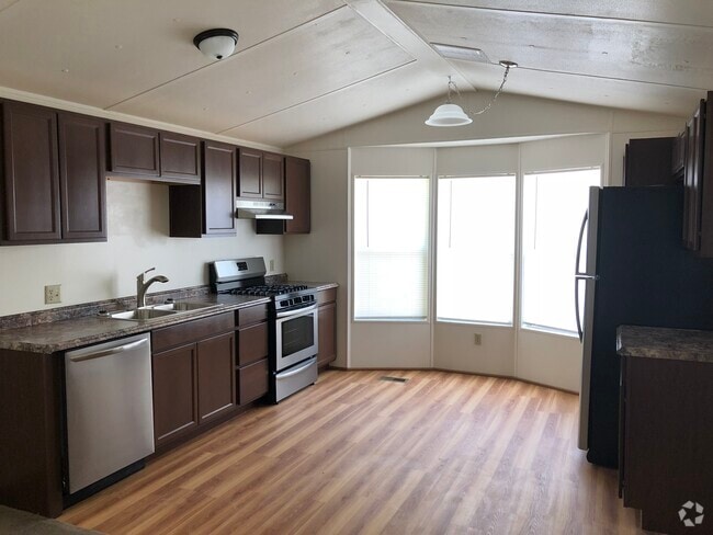 Building Photo - 260 S Land St Rental