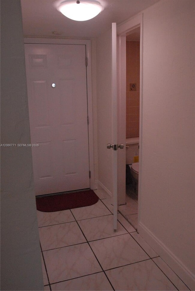 Photo - 10907 N Kendall Dr Unit 416