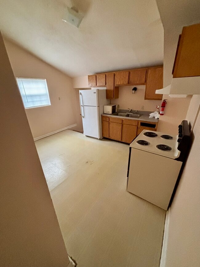 Photo - 1402 Grand Ave Unidad C