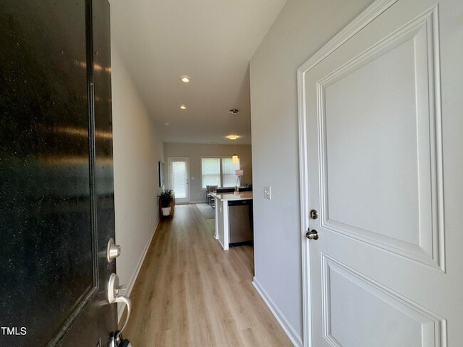 Photo - 276 Shingle Oak Rd