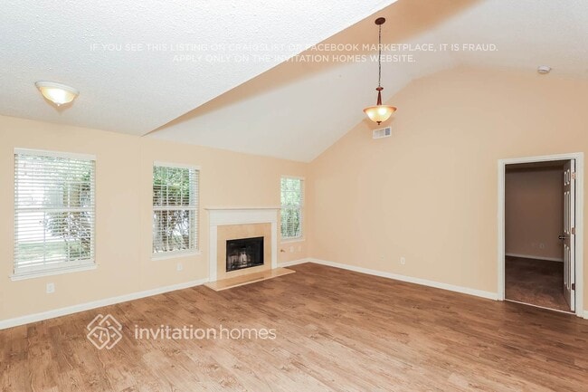 Photo - 2992 Knoll View Pl