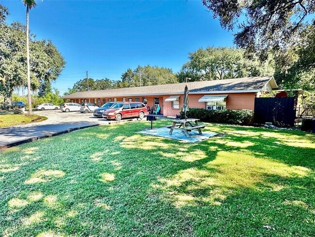 Building Photo - 3618 N Scenic Hwy Unit 7