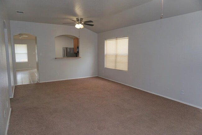 Photo - 224 Julian Point