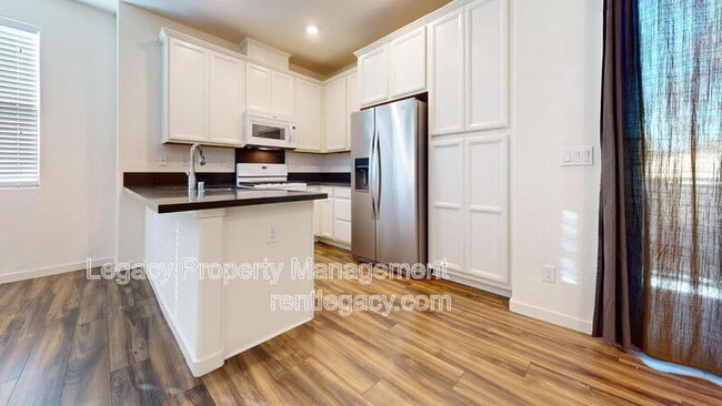 Photo - 3998 E Commerce Way