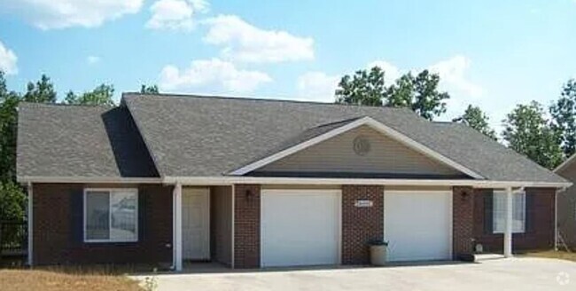 Building Photo - 15551 Trailside Ln Unit A Rental