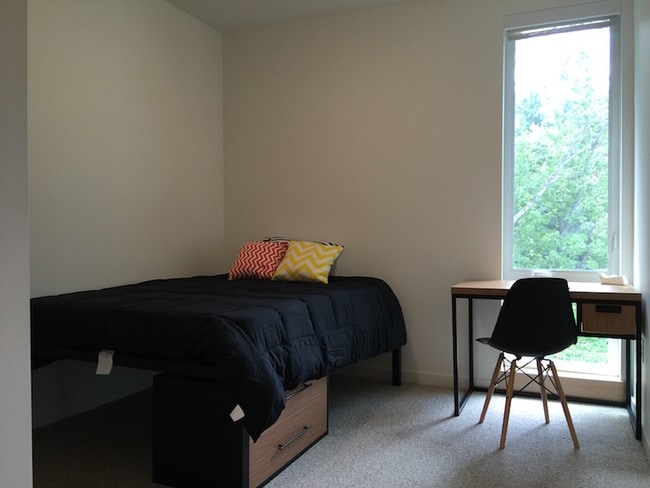 Photo - Olympia Place