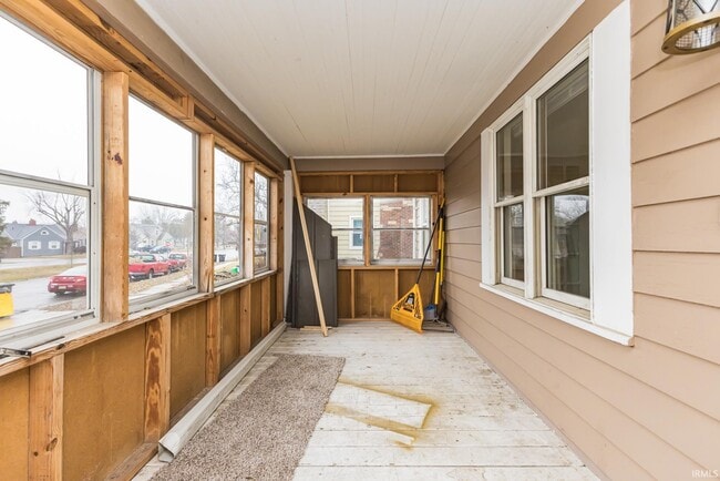 Photo - 4545 Calumet Ave