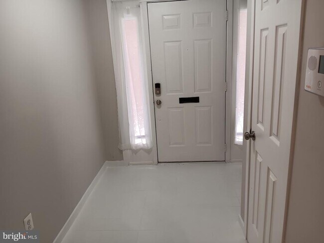 Photo - 128 W Barre St Unit R 34