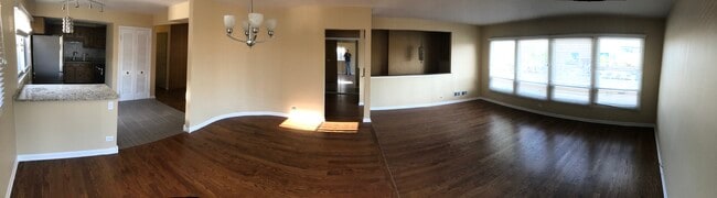 Photo - 4832 Old Orchard Rd Unit 2