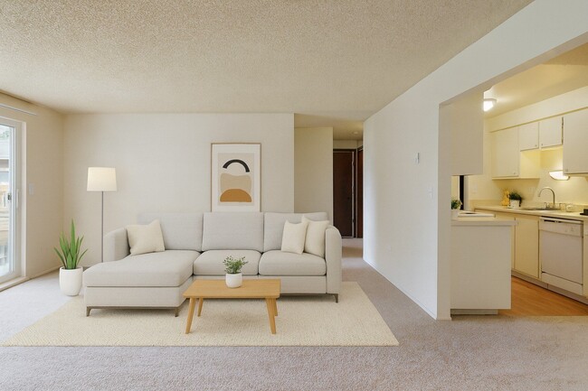 Building Photo - Lakeside Apartments