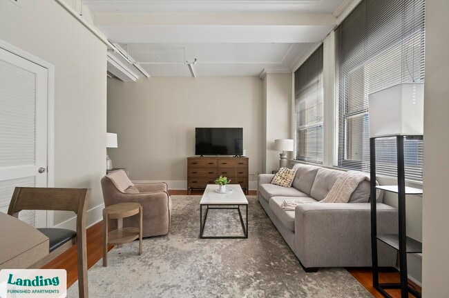 Building Photo - 211 Union St Rental