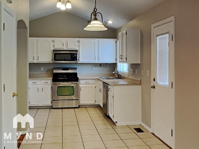 Photo - 2421 S Harlan Ct