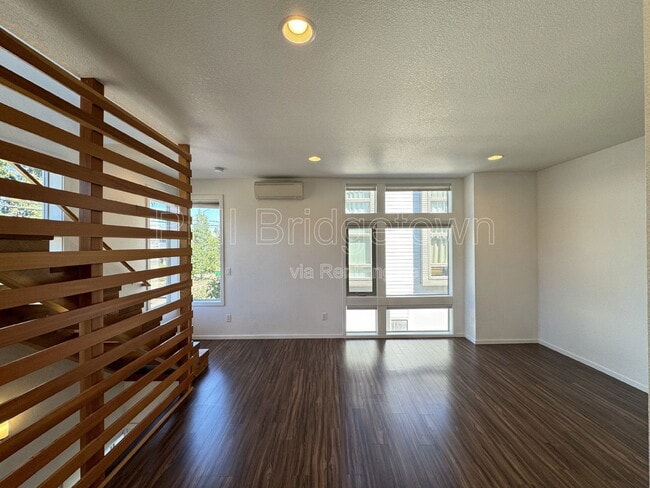 Building Photo - 1242 N Morgan St