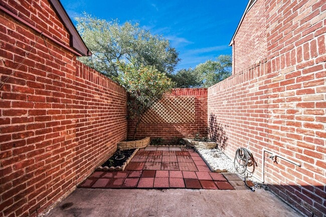 Photo - 7447 Cambridge St Unit 106