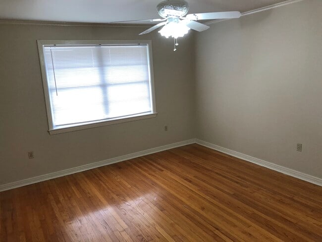 Photo - 7010 Milne Blvd Unit 7010