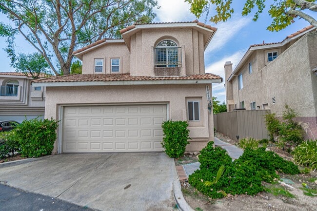 Building Photo - Shangri-La Community cul-de-sac Home for Rent in Canyon Country!