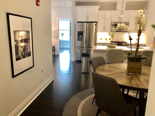 Photo - 1901 Summit Ave Unidad 304