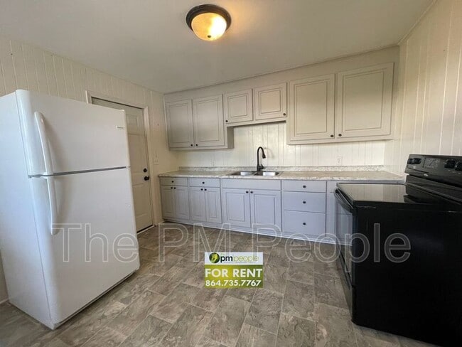 Photo - 11 Lenox Ave