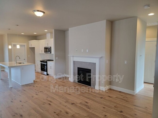 Photo - 5221 SW Hudson Ave