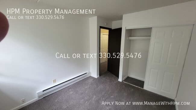 Photo - 723 E Waterloo Rd Unit A