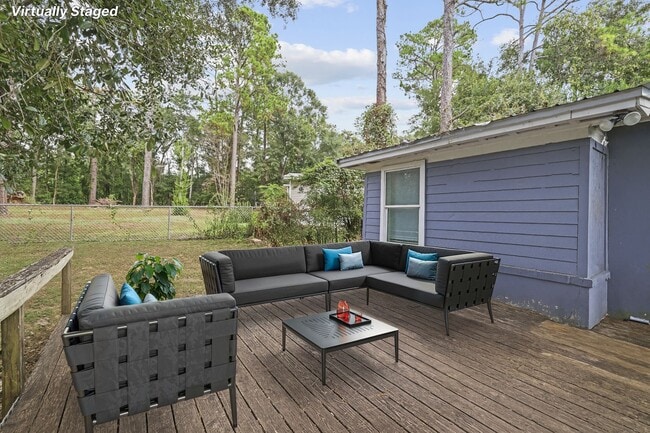 Photo - 206 Juniper Dr