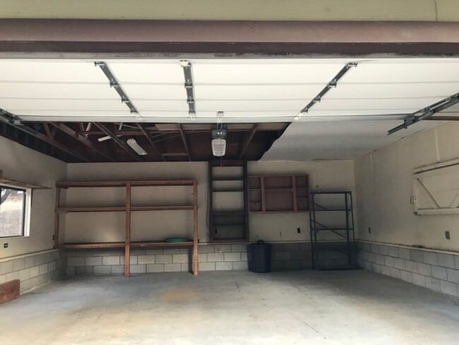 Photo - Completely Renovated in 2012; adorable energy-efficient Country home w/ Guest House on 1 mostly l...