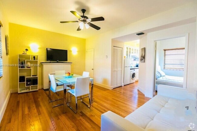 Building Photo - 1550 Jefferson Ave Unit 5 Rental