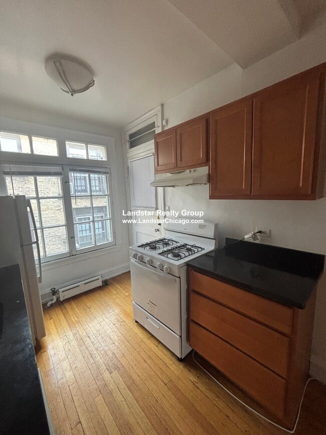Photo - 907 Elmwood Ave Unit 3D