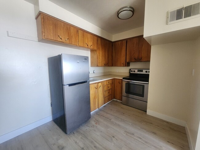 Photo - Oakley Mixed Use Unit 1