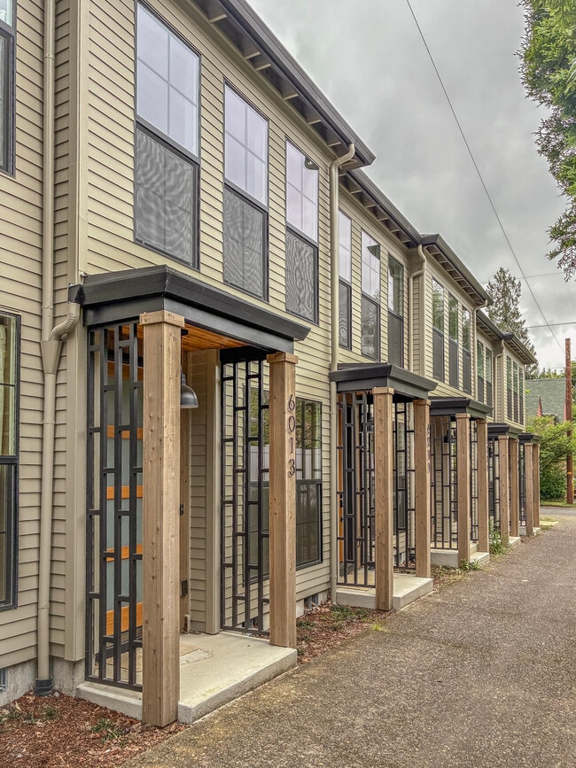 Photo - 6008 NE 30th Ave