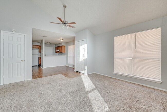 Photo - 614 Lillard Rd Unidad C