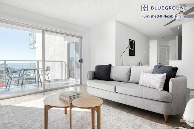 Building Photo - 350 The Village Rental