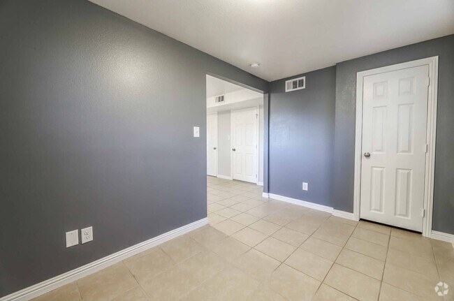 Building Photo - Avenue 663-C Unit 663 Avenue C #C Rental