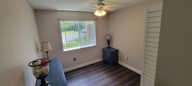 1590 S 42ND Cir Unit 101