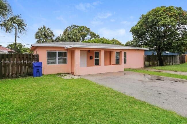 Photo - 705 NW 5th Ave