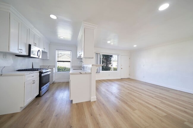 Photo - 5226 Lexington Ave Unidad 38