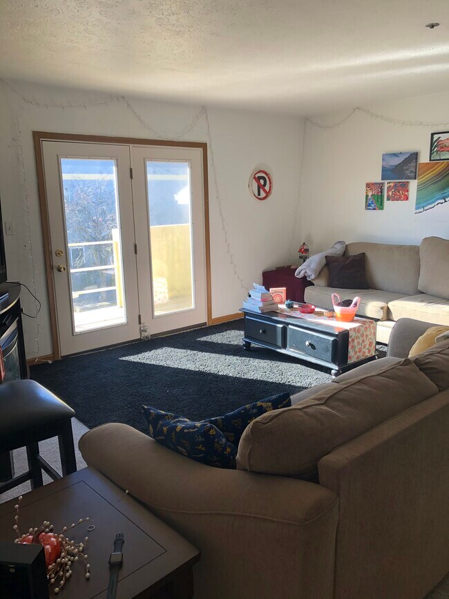 Photo - 1406 Chateau Royale Ct Unit C6