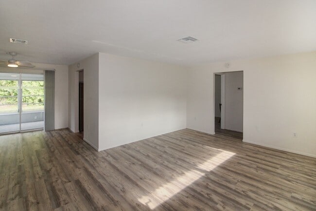 Photo - Venice East Annual House for Rent