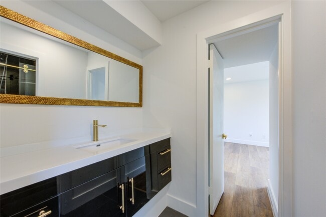 Building Photo - 7612 Olympia Dr