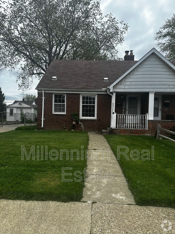 Building Photo - 23772 Brittany Ave Rental