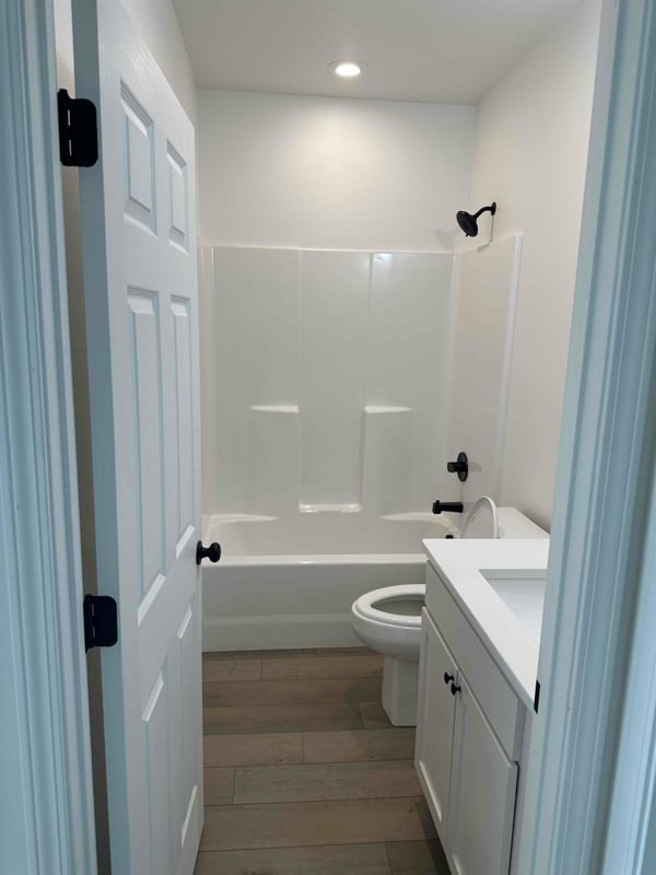 Photo - 528 Bowser Rd