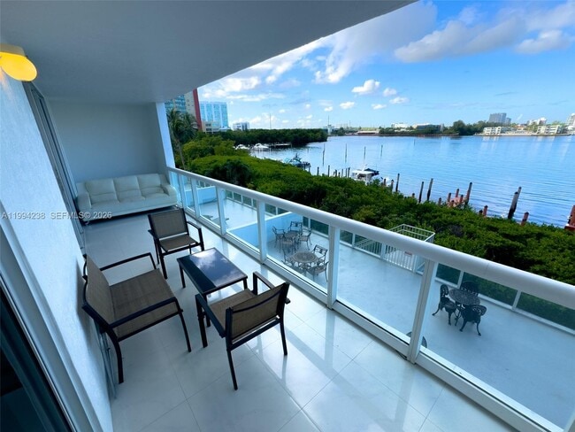 Photo - 17050 N Bay Rd