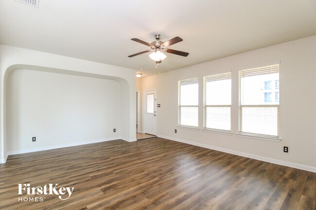 1008 Spanish Needle Trail